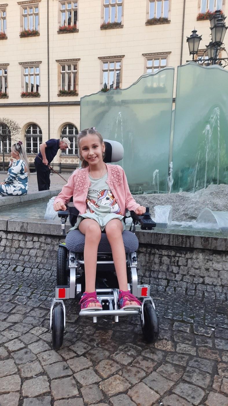Ponowna Rehabilitacja: Kira Żurawska